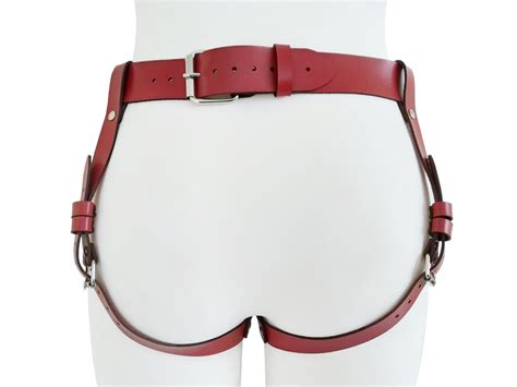 Leather Strap-On Harness – Painful Touch