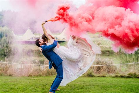 Advice for using coloured smoke bombs in your wedding photos - Charlie ...