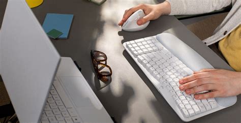 Tastiera ergonomica Logitech Wake Keys: caratteristiche e prezzo