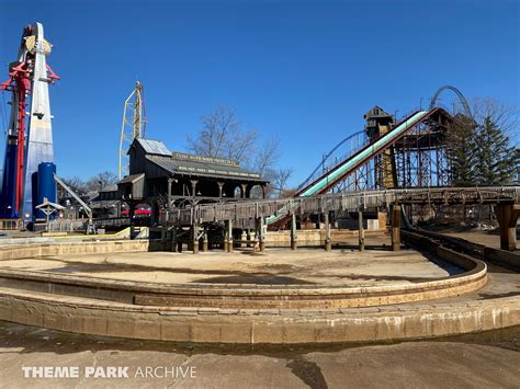 Snake River Falls at Cedar Point | Theme Park Archive