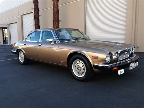 Jaguar XJ12 S3 Vanden Plas 1988 very rare V12 model 73,750 miles - Classic Jaguar XJ12 1988 for sale