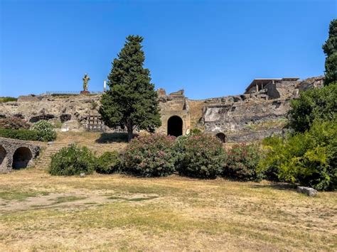 Premium Photo | The ruins of Pompeii in Italy