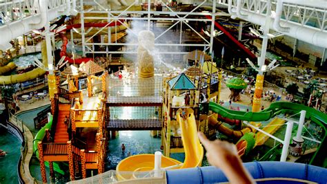 3 Stupidly Fun Indoor Water Parks Near Sandusky Ohio