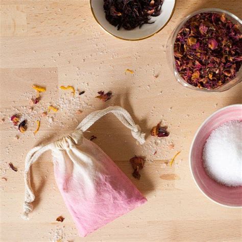 How to make floral bath salts with Himalayan pink salt, epsom salts ...