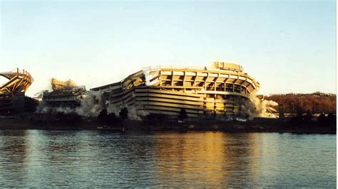 Three Rivers Stadium Implosion - YouTube