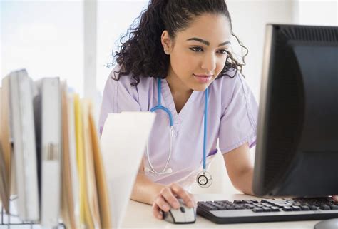 Guide To Medical Assistant Certification | AccreditedSchoolsOnline.org