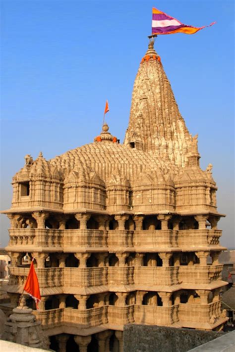 Dwarkadheesh Temple in Dwarka | HISTORY OF INDIA