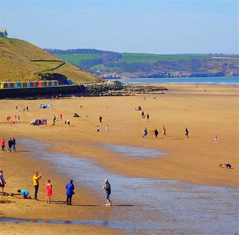 Whitby Beach 2019 - BOBH - Day Tours of Yorkshire