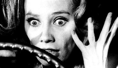 10 Classic Horror Movies Everyone Should See At Least Once | Thought Catalog