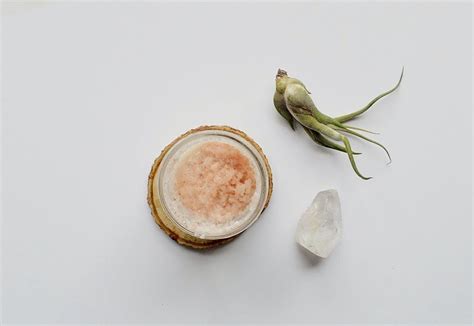 DIY Himalayan Salt Scrub Recipe Tutorial And Benefits - The SaltValley