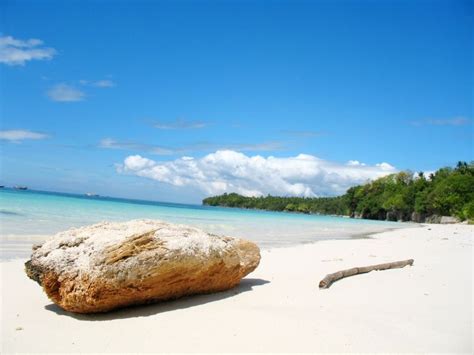 20 Unspoilt Beaches in Mindanao You’ve Probably Never Heard Of