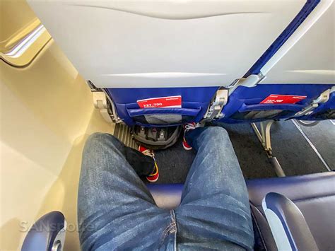 Southwest Airlines review: PHX to SFO on a well-used (uh, “mature”) 737 ...