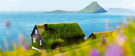 Experience the Northern Lights in the Faroe Islands | Guide to Faroe ...