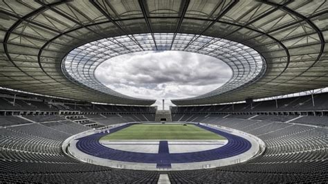 The impressive Berlin Olympiastadion - Top Portal