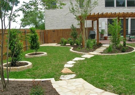 These are the BEST patio ideas for small yards yard landscaping garden ...