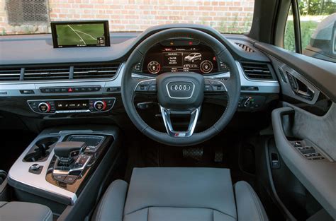 Audi Q7 interior | Autocar