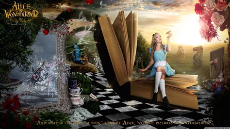 Tim Burton Alice In Wonderland Wallpaper