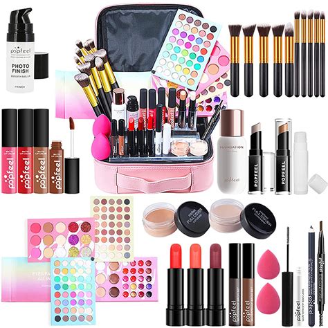 Complete Makeup Kit For Professionals | Saubhaya Makeup