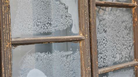 8 Ways spray frost can be used beyond windows – SheKnows