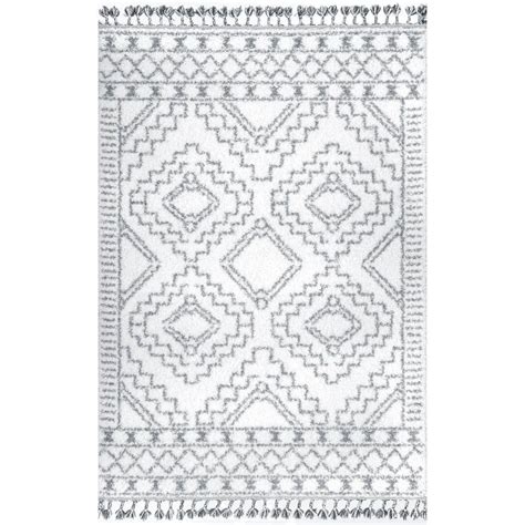 nuLOOM Vasiliki Moroccan Tassel Shag White 5 ft. x 8 ft. Area Rug GCDI02E-53077 - The Home Depot