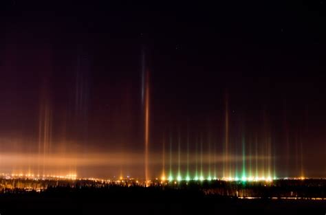 Light pillars, An Incredible Optical Phenomenon | Amusing Planet