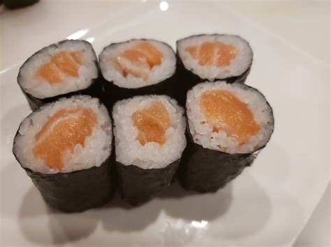 Salmon Roll