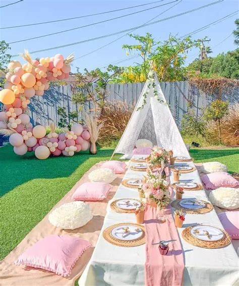 20 Outdoor Party Decoration Ideas for Your Next Soirée | Outdoor party decorations, Party setup ...