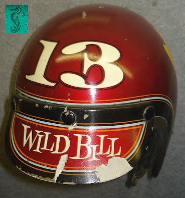 Nostalgia on Wheels: Drag Racing Helmets