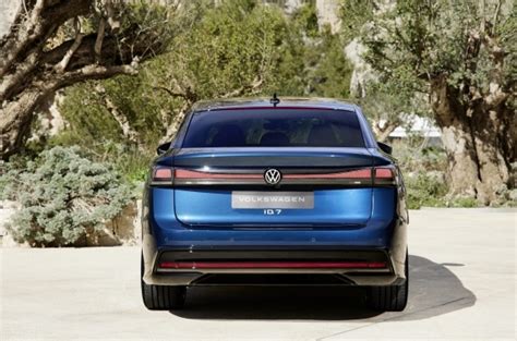 World premiere of the Volkswagen ID.7 electric sedan - Volkswagen US Media Site