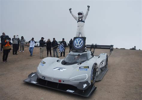 Pikes Peak Hill Climb record holder Romain Dumas returns in 2021 | Pikes Peak Hill Climb ...