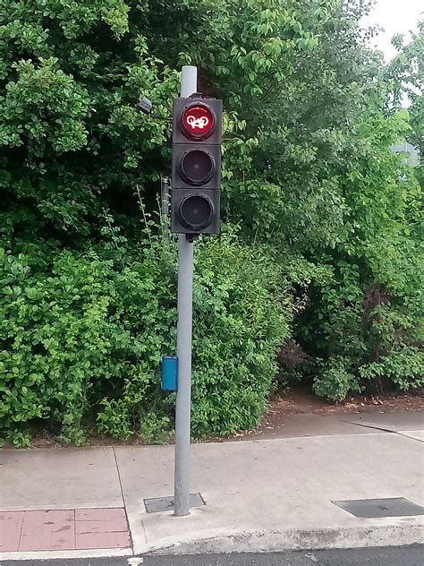 The cycle stop sign is upsidedown : r/mildlyinteresting