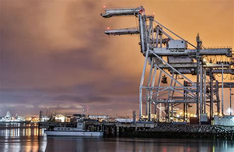 Free Port of Oakland Harbor Tours & Giant Cranes | Oakland | Funcheap