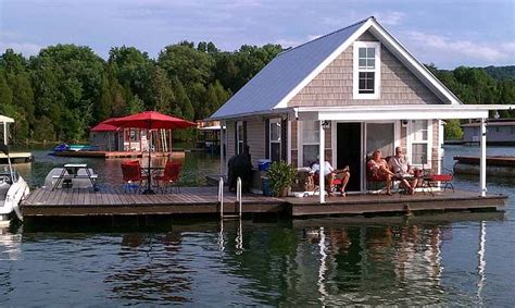 Norris Lake Floating Cabins