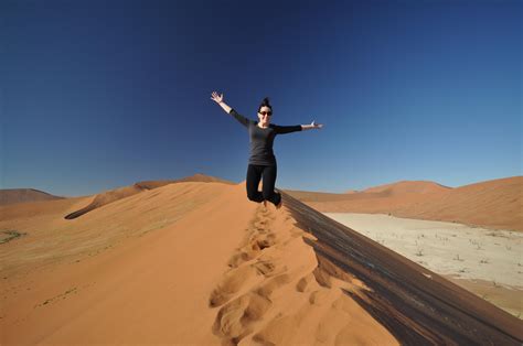 Running Down the Sossusvlei Dunes in Namibia - Style Hi Club