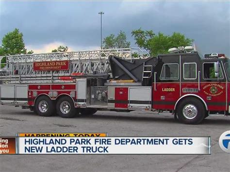 Highland Park firefighters get new ladder truck; new fire station ...