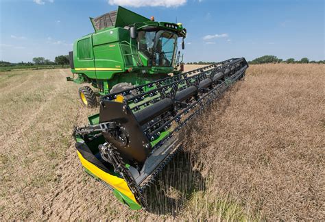 Image Gallery: 20 Inspiring John Deere Combine Photos