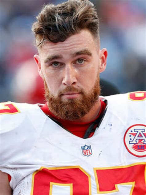 Travis Kelce Hairstyle Guide: NFL Tight End Haircut Story - Lippie ...