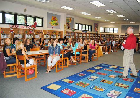 Rotarians feed breakfast to teachers, staff at Lady Lake Elementary ...