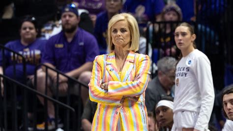 Kim Mulkey outfit: What LSU coach wore vs UCLA in NCAA Women's Tournament game