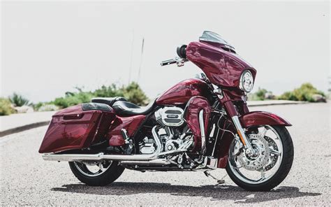 Download wallpapers Harley-Davidson, CVO Street Glide, 2016, red motorcycle, luxury motorcycles ...