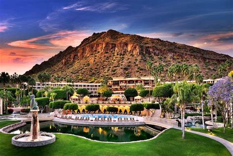 Vacationing Like Royalty at The Phoenician | The Roaming Boomers