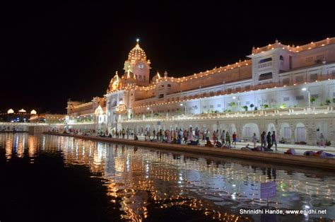 Golden temple Amritsar- nighttime photos - eNidhi India Travel Blog