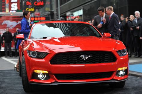 The Ten Colors Of The 2015 Ford Mustang | Motrolix