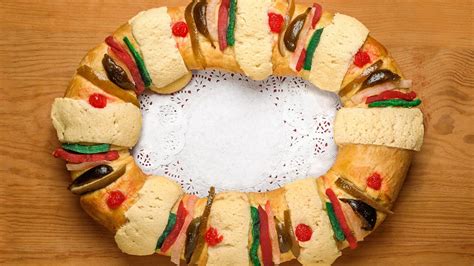 Try the Rosca de Reyes tradition, explained