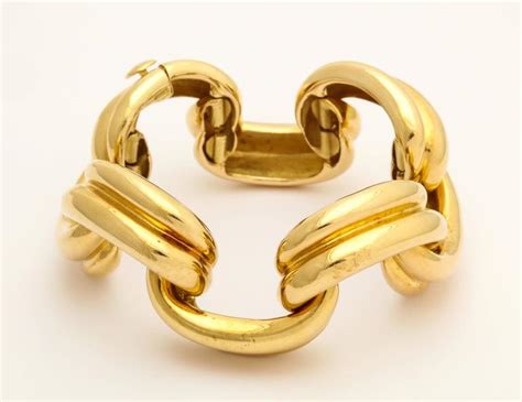 Craiger Drake Enameled Gold Ribbon Swags Bracelet For Sale at 1stDibs