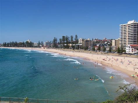 Queenscliff Beach | Sydney, Australia - Official Travel & Accommodation Website