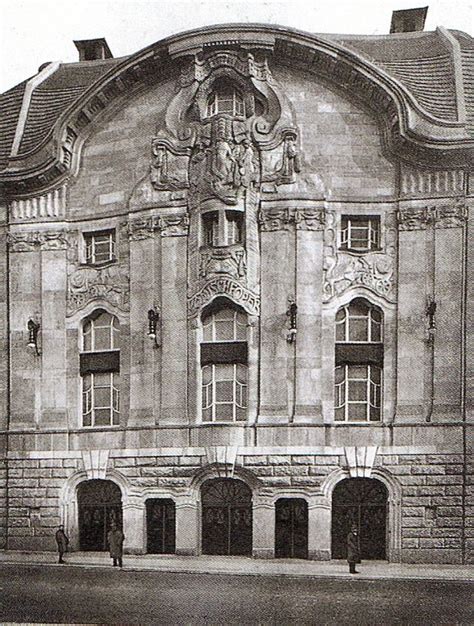 Berlin, Komische Oper in der Friedrichstraße, 1904. | Predios