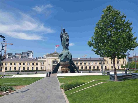 Stefan Nemanja Monument in Sava Square: Beautiful Photos and Info - Be in Belgrade