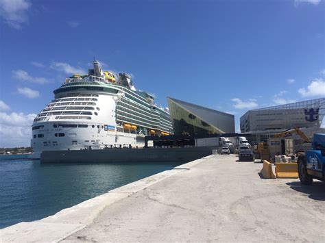 Port of Miami Royal Caribbean Cruise Terminal A "The Crown of Miami" by ...