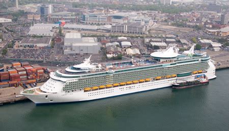 Transportation from London to Southampton Cruise Port Terminal - EC MiniBus